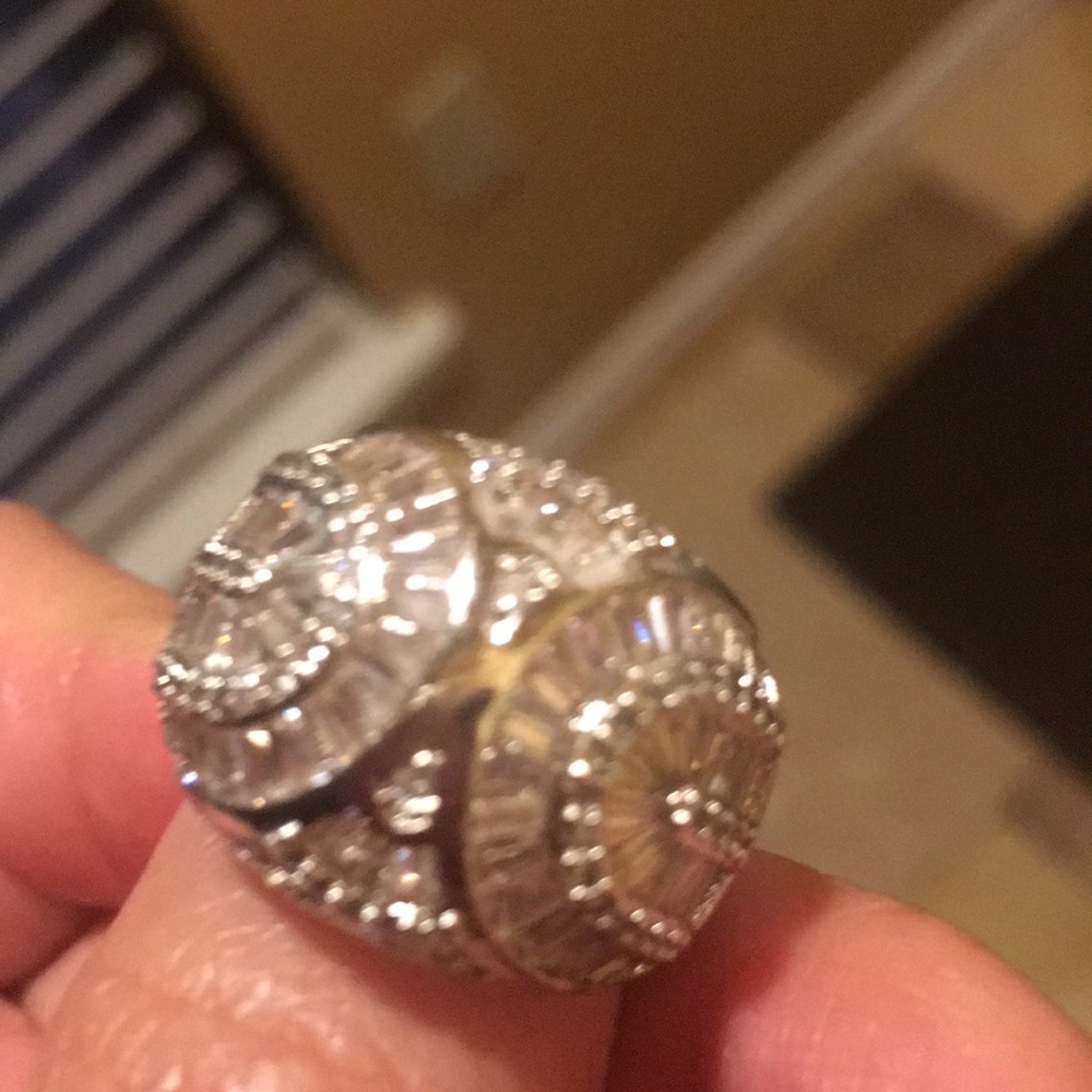NWOT Stunning 🤩 925 sterling silver ring size 6 - Picture 5 of 8
